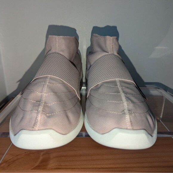 Nike Air Fear of God Moccasin - Picture 7 of 10
